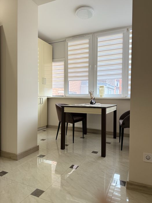 Продаж 2-х кімнатної квартири 75 м2, Галицький Лев