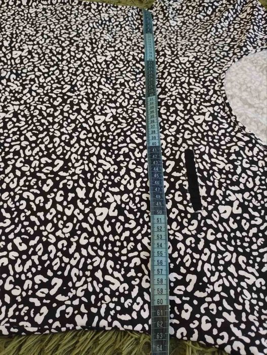 Футболка з принтом лео