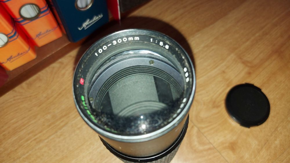 Objetiva  100-300mm Tokina 55 1:5.6