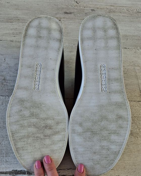 Кросівки SKECHERS (Скечерс) р.40