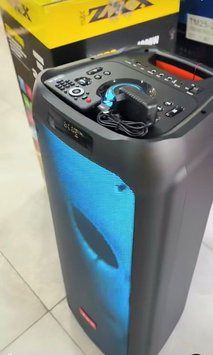 Блютуз колонка на 100Вт 2 мікрофона. Еквалайзер та караоке-режим