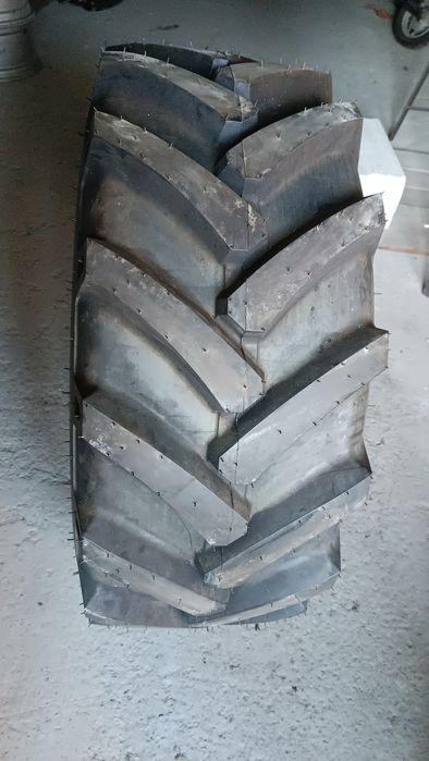 1 Opona 400/70R24 BKT M600 ,i  405/70R24 BKT nowe