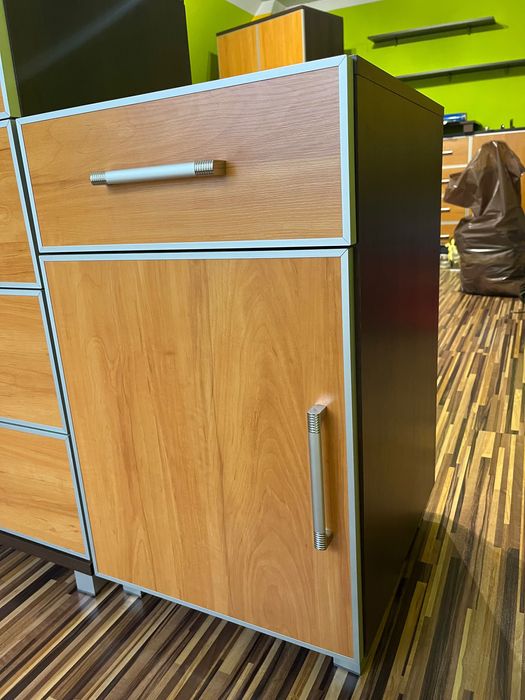 Szafa, 2x komoda, biurko, mała szafka