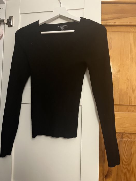 Czarny sweter new yorker