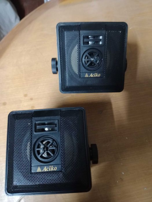 Colunas de som Aciko