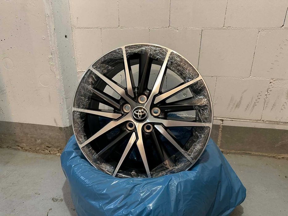 NOWE, ORYGINALNE FELGI 18'' Toyota Camry/Corolla/Avensis/CHR