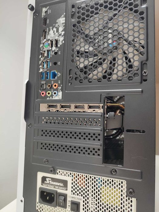 PC gaming - RTX 2070 super & Ryzen 5 3600 - 1TB SSD - 16GB RAM
