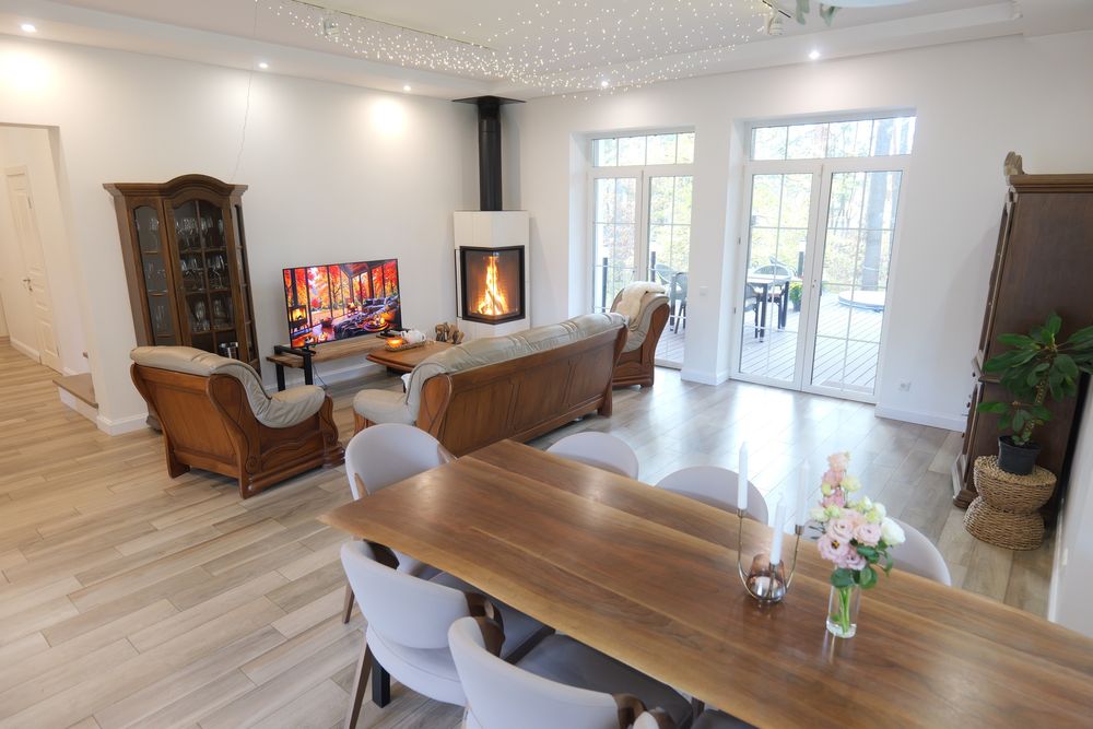 Будинок під Києвом подобово у сосновому лісі