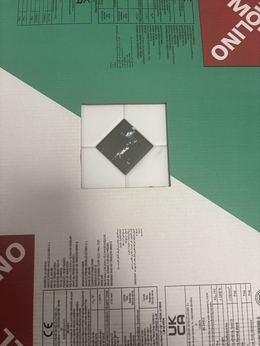 Gres szkliwiony 58x58 hiszpański El Molino Betera Blanco