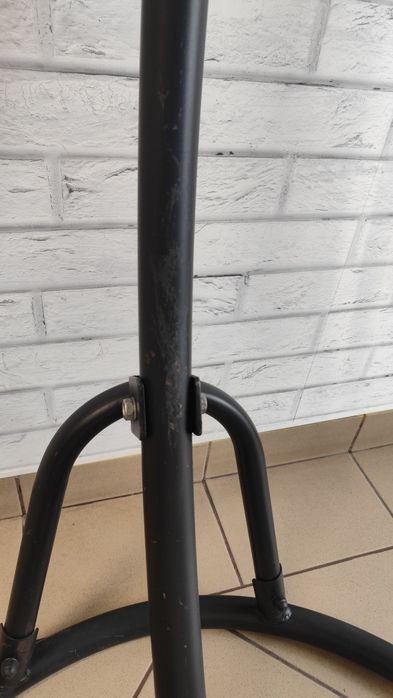 Huśtawka, fotel wolnostojący obrotowy