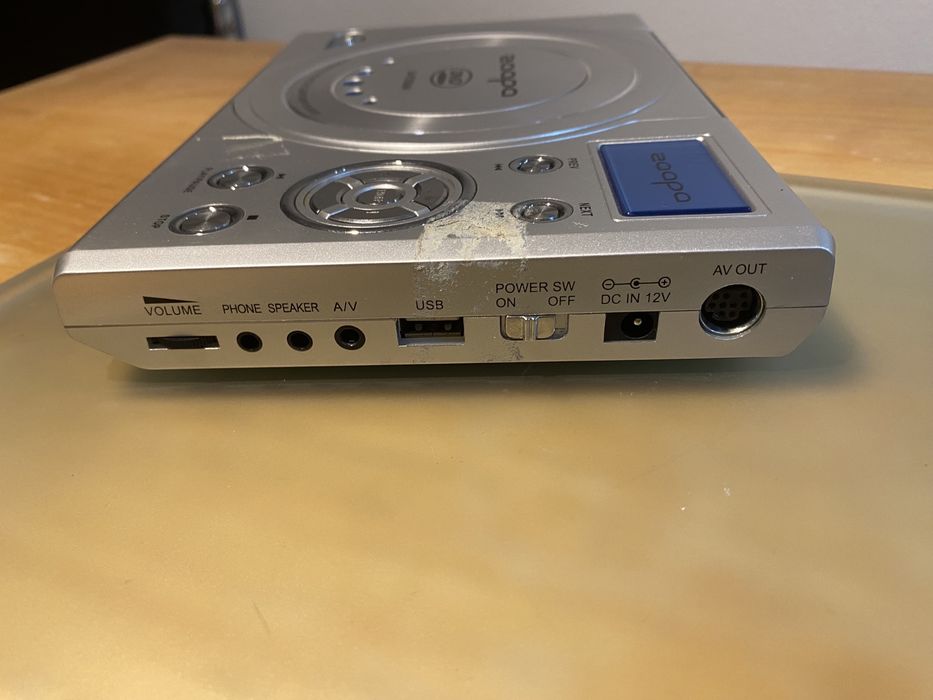 TV box + 2 ecrãs para carro