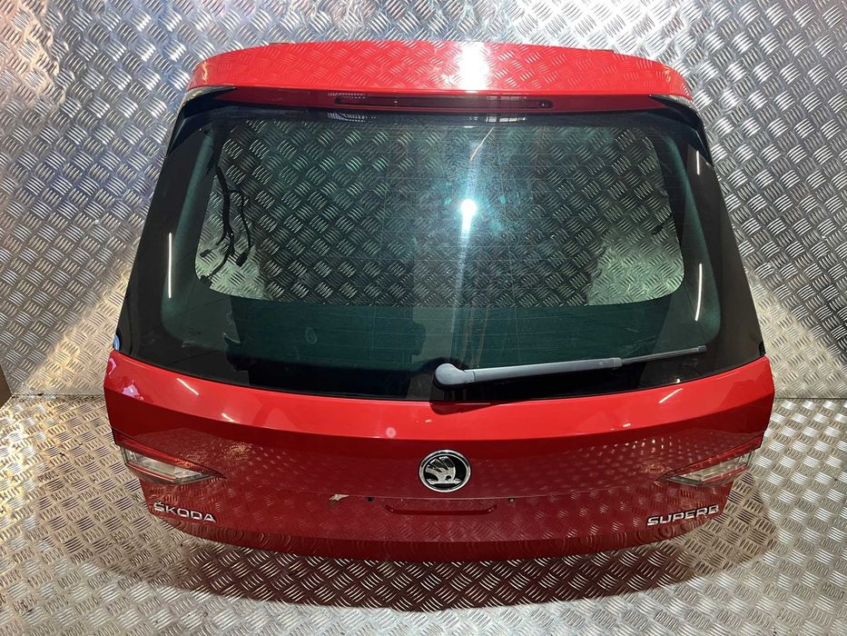 Skoda Superb III 3V Кришка багажника