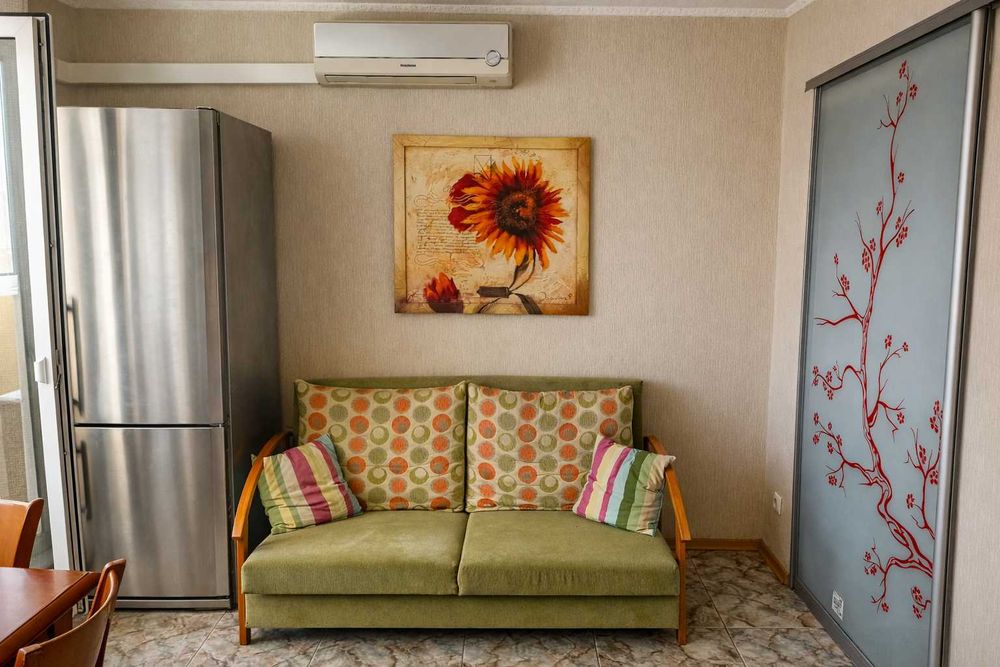 Продається 1-кімнатна квартира, просп. Василя Порика 9-Г (Виноградар)