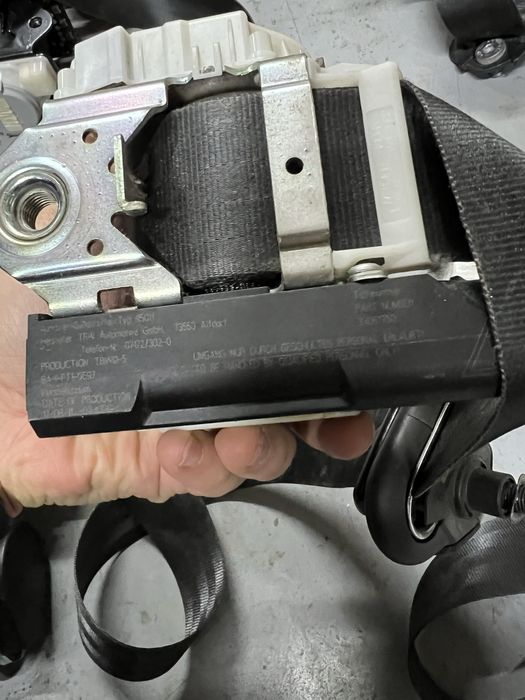 Ремені ремни Фабія 2 Fabia