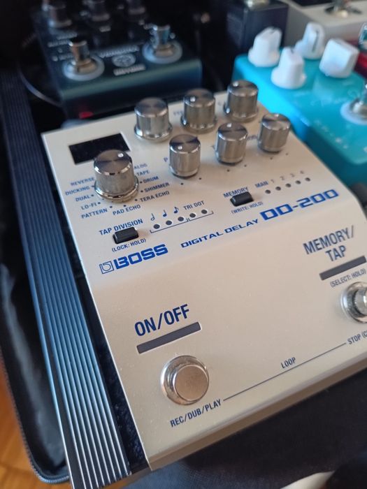 Pedal Boss DD 200