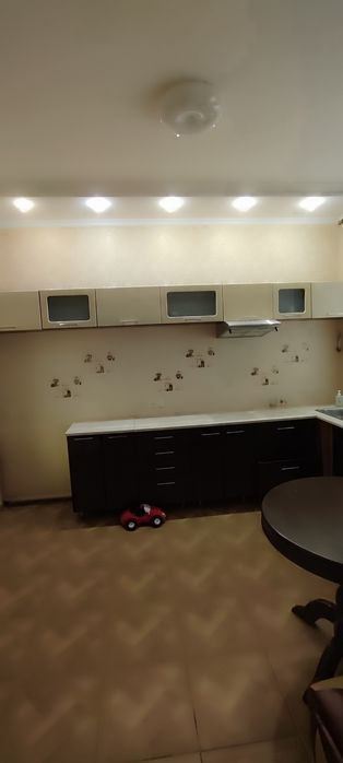 Продаж двоповерхового будинку м.Малин