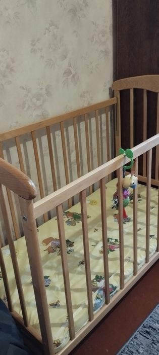 Продам манеж+матрац