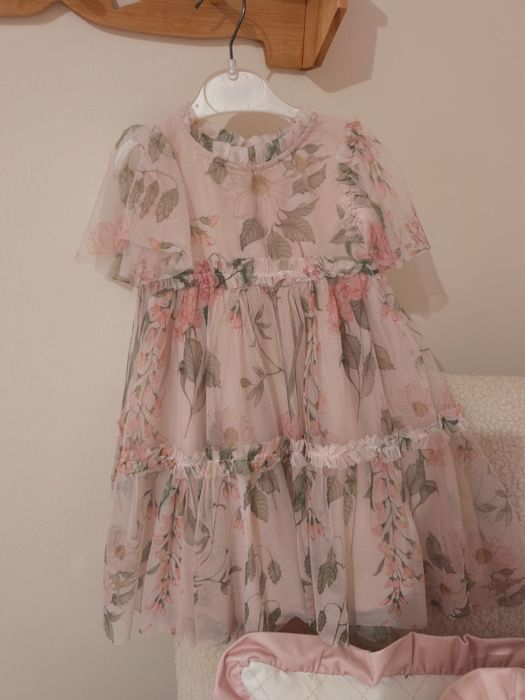 Красиве платтячко для дівчинки