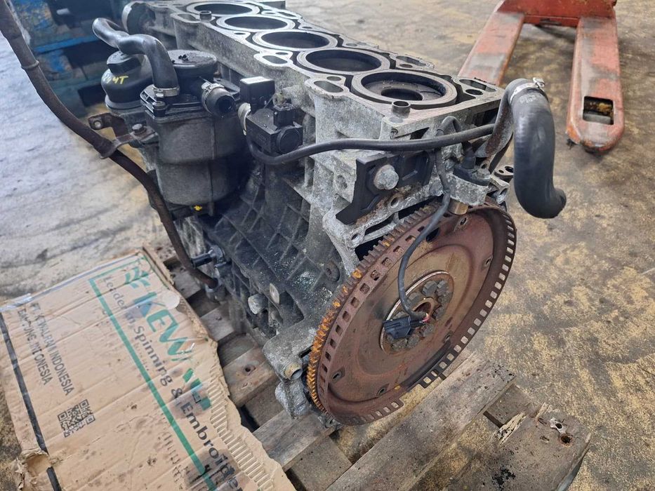 Bloco usado VOLVO XC90 2.4D 163CV D5244T pistões bielas cambota bomba óleo