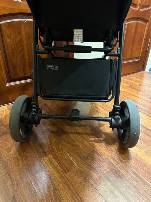 Коляска дитяча  Carrello Bravo