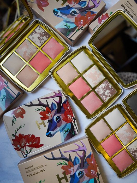 Палетка Hourglass Ambient Lighting Edit Unlocked Deer