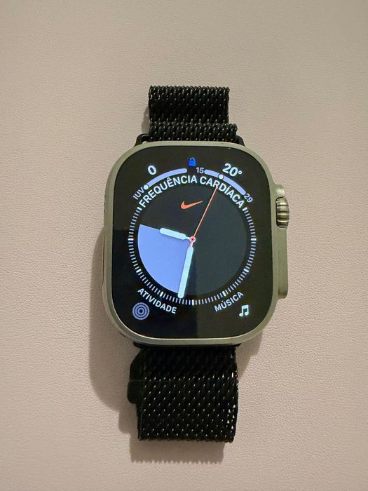 Apple Watch Ultra - GPS + Cellular