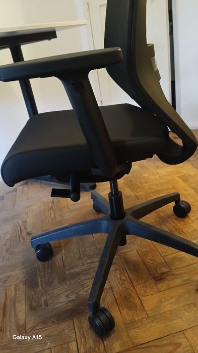 Secretária / Cadeira de escritório/módulo 4 gavetas. (PAGA,1 LEVA,3)