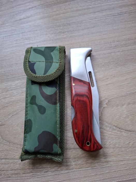 Nóż survivalowy kompas etui
