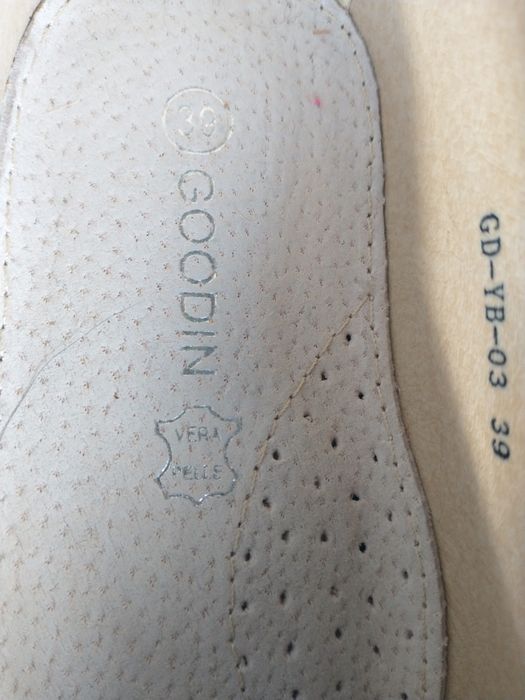 Espadryle Goodin rozm.39 długość wkładki 25 cm