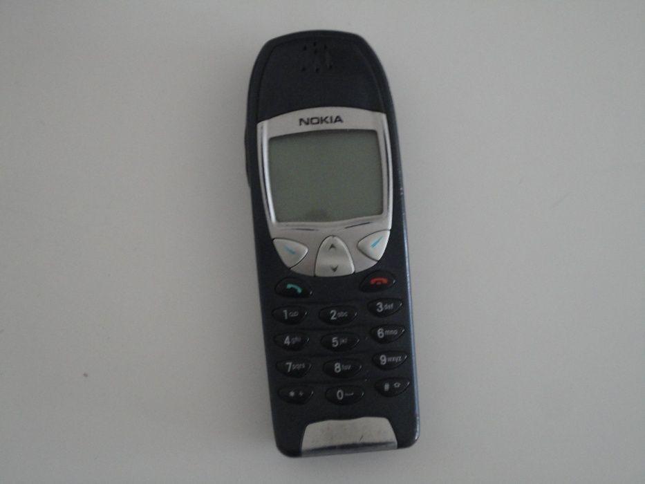 Vendo para desocupar. Bom para aproveitar peças
