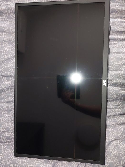 Продам телевізор JVC 32