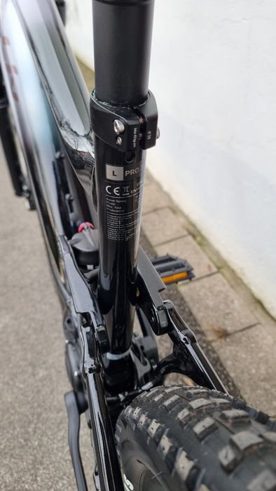 Rower elektryczny Giant Liv Intrigue E 3 pro fully Yamaha Fox