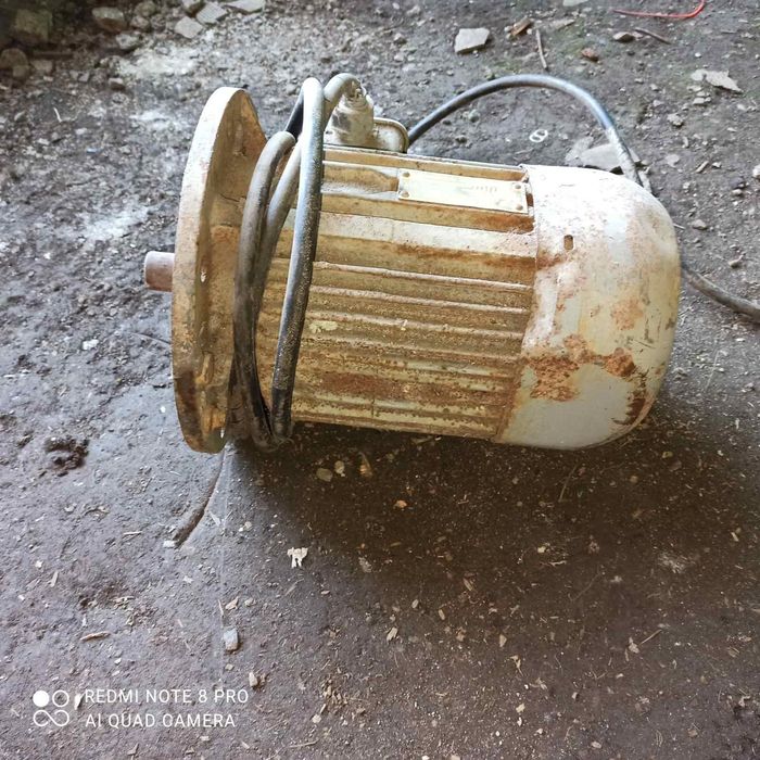 Трьохфазні мотори, двигуни