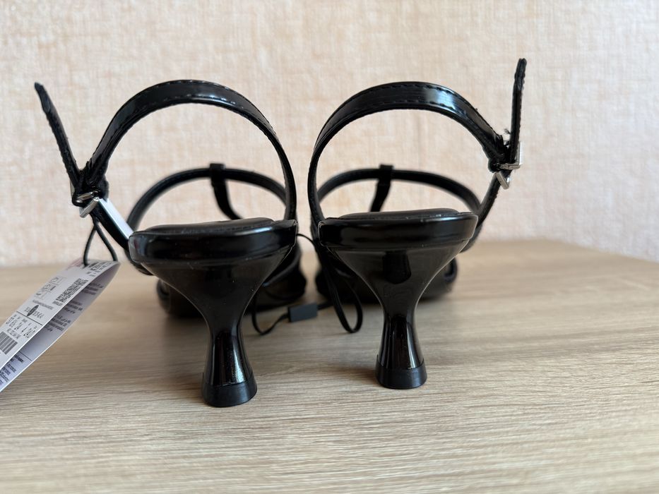 Туфлі кітен хіл Bershka НОВІ