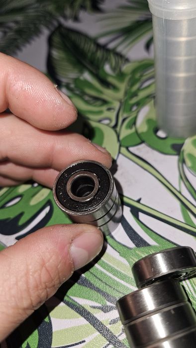 Łożyska kulkowe 608RS