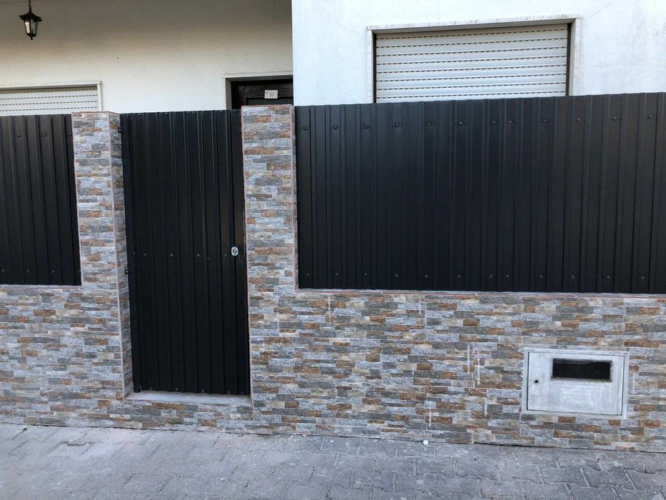 Portões Novos de Ferro - Serralheria