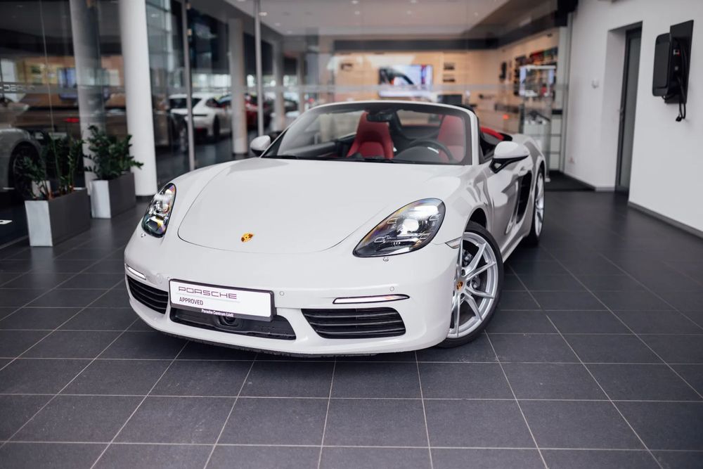 Porsche 718 Boxster