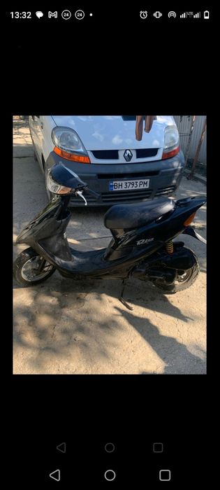 Мопед на талоне в отличном состоянии .Хонда Дио 34.Срочная продажа