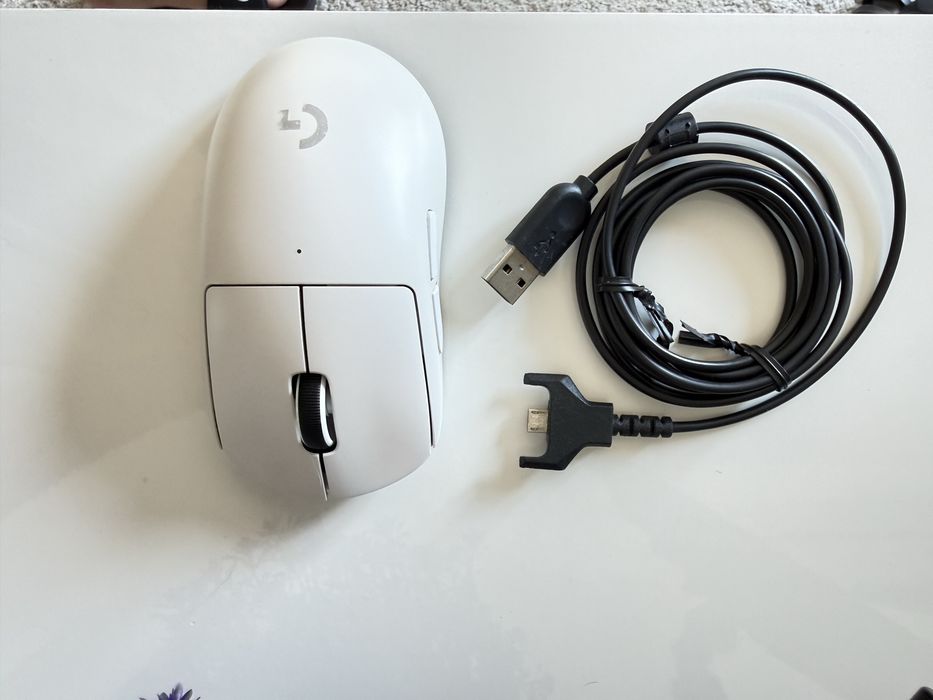 Rato Logitech Superlight512279815505192960