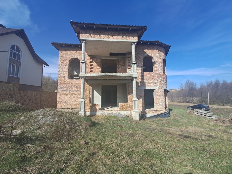 Продаж будинку з ділянкою на 20 соток, 280 кв. м, Байківці