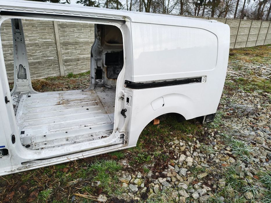 VIVARO IV EXPERT III JUMPY III  ćwiartka błotnik lewy tył LONG