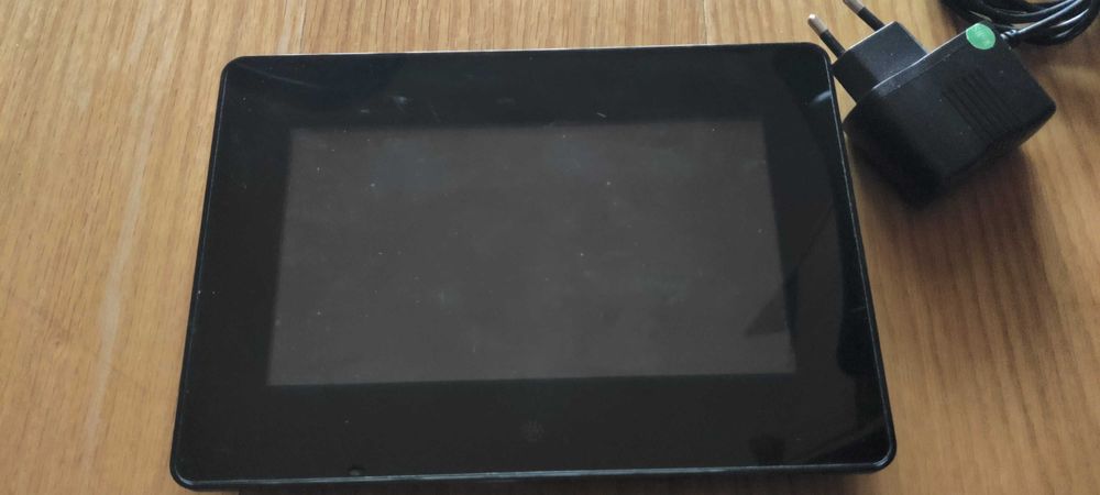 Caixilho eletrônico de fotografias digitais.