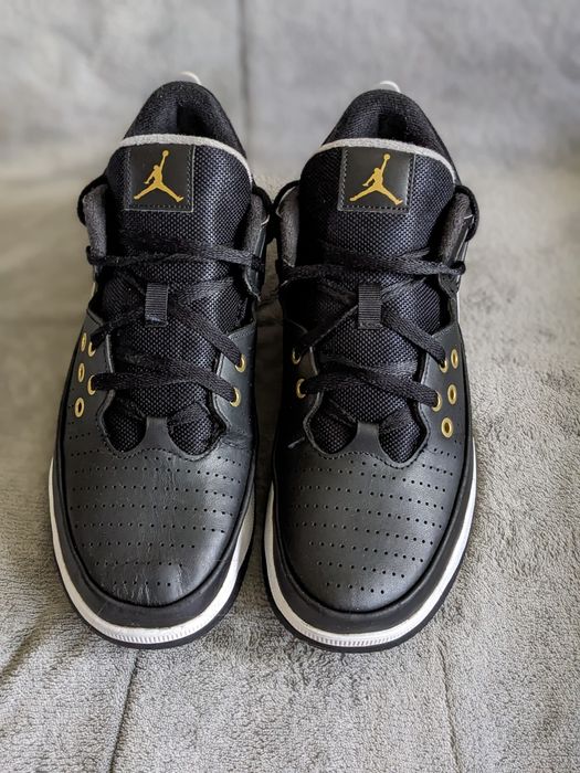 Кросівки Nike Air Jordan Max Aura 5 p.43