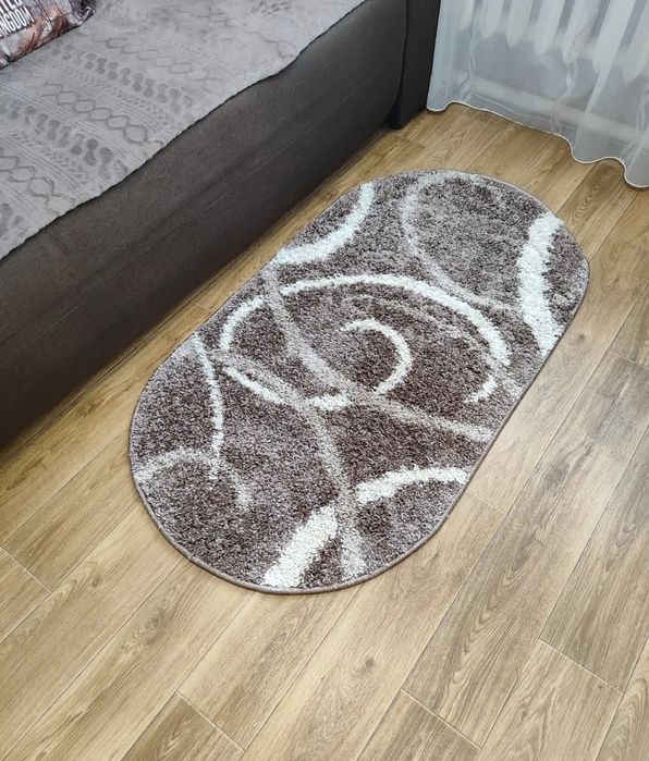 Пушистый мягкий ковер