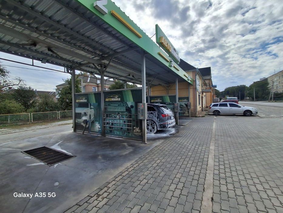 Продається автомийка самообслуговування з магазином