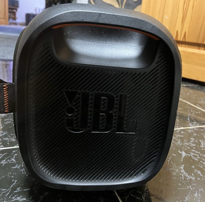 Колонка JBL on the go