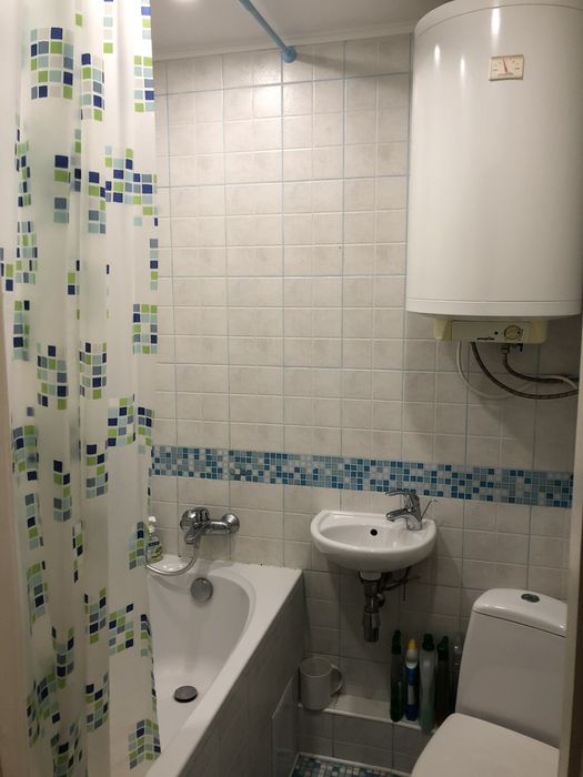 Продам 1ком квартиру на Победе 1  евроремонтом