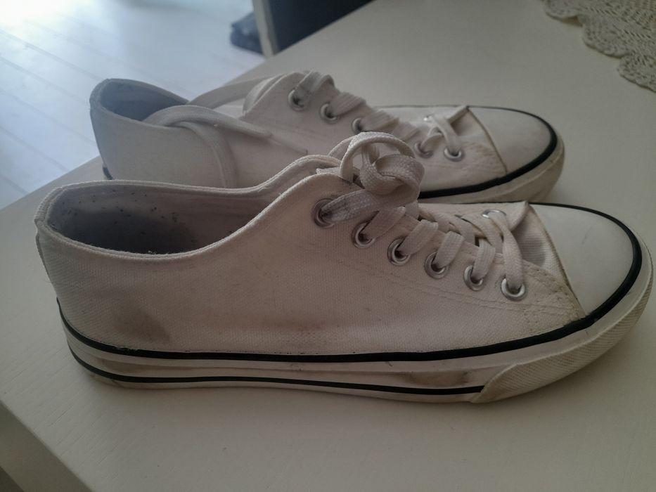 Trampki, tenisówki a la convers
