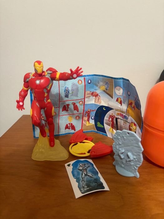 Kinder Toy, Like New