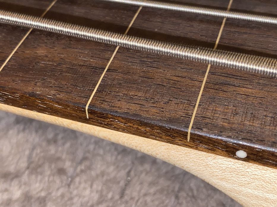 Harley Benton JB-40 FL bas bezprogowy fretless